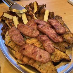 Espetáculo - Meat and cheese platter