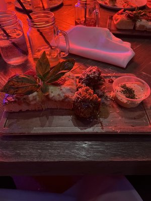 Stoned Pizza by null