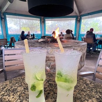 Bahama Breeze - Happy Hour 4pm-6pm Monday-Friday Mojito $5 - Seafood Near Me - Altamonte Springs, Florida Bahama Breeze - Happy Hour 4pm-6pm Monday-Friday Mojito $5 - Seafood Near Me - Altamonte Springs, Florida