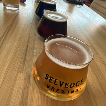 Selvedge Brewing - Bellair - 6oz pours - Breweries Near Me - Charlottesville, Virginia