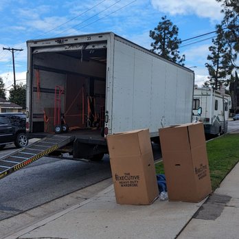 STEP Moving & Storage - Movers Near Me - Irvine, California STEP Moving & Storage - Movers Near Me - Irvine, California