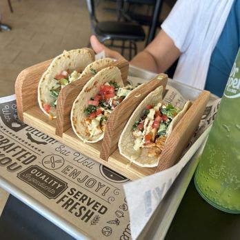Provecho MexKan Barbeque - Chicken tacos - Mexican Near Me - Dodge City, Kansas Provecho MexKan Barbeque - Chicken tacos - Mexican Near Me - Dodge City, Kansas