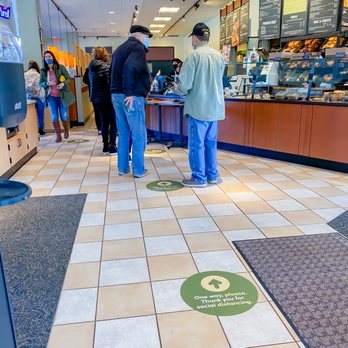 Panera Bread - Walking in: the line on a Sunday afternoon. 8 people total in line - Sandwiches Near Me - Urbandale, Iowa Panera Bread - Walking in: the line on a Sunday afternoon. 8 people total in line - Sandwiches Near Me - Urbandale, Iowa