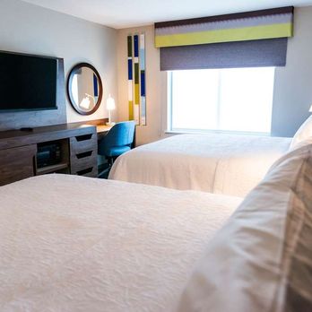 Hampton Inn Paris - Guest room - Hotels Near Me - Paris, Illinois Hampton Inn Paris - Guest room - Hotels Near Me - Paris, Illinois