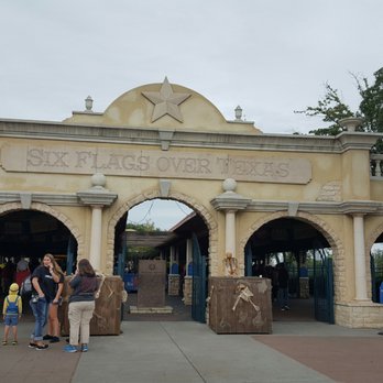 Six Flags Over Texas - Entrance - Amusement Parks Near Me - Arlington, Texas Six Flags Over Texas - Entrance - Amusement Parks Near Me - Arlington, Texas