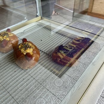Smoking Tiger Coffee Lab - Coffee & Tea Near Me - Gardena, California