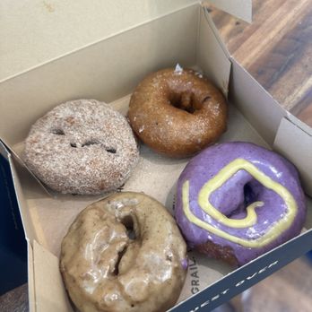 Holey Grail Donuts - So good when you eat it fresh!! - Vegan Near Me - Hanalei, Hawaii Holey Grail Donuts - So good when you eat it fresh!! - Vegan Near Me - Hanalei, Hawaii