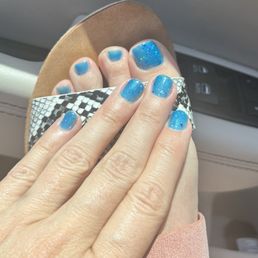 Mani pedi day!!! Mani pedi day!!!