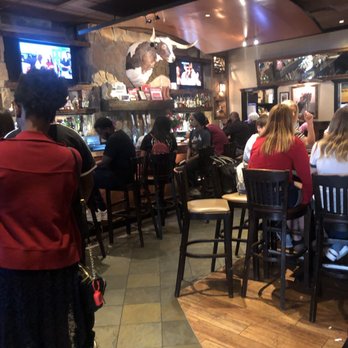 LongHorn Steakhouse - The bar - Steakhouses Near Me - Snellville, Georgia
