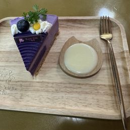Ube Cheesecake Ube Cheesecake