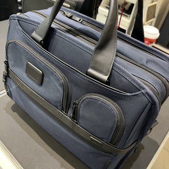 Tumi - A messenger bag that's kind of an overnight bag as well because it's got too much space ! - Accessories Near Me - Canoga Park, California Tumi - A messenger bag that's kind of an overnight bag as well because it's got too much space ! - Accessories Near Me - Canoga Park, California