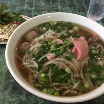 Nguyen Phi - Pho dac biet #11 XL c$8.95 - Vietnamese Near Me - Montreal, Quebec