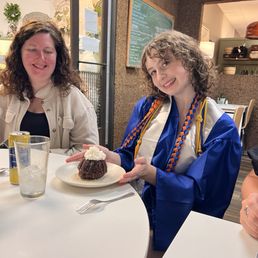 Complimentary dessert for the graduate. ‍