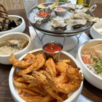 O Sea - Mussels, clam chowder, fried shrimp with fries, salmon ceviche and half a dozen oysters - Seafood Near Me - Orange, California O Sea - Mussels, clam chowder, fried shrimp with fries, salmon ceviche and half a dozen oysters - Seafood Near Me - Orange, California