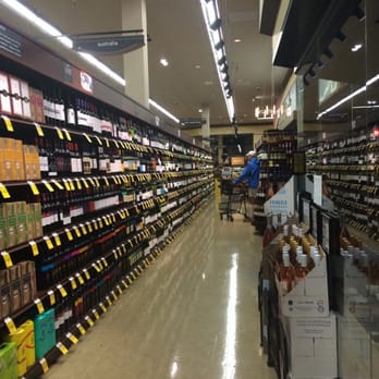 Safeway - Rows of affordable wine - Grocery Near Me - Washington, DC, District of Columbia Safeway - Rows of affordable wine - Grocery Near Me - Washington, DC, District of Columbia