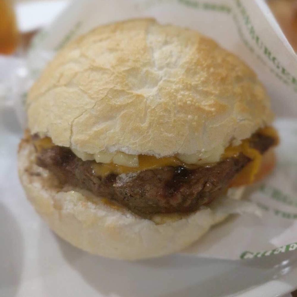 Madero - Burgers Near Me - Belo Horizonte, MG