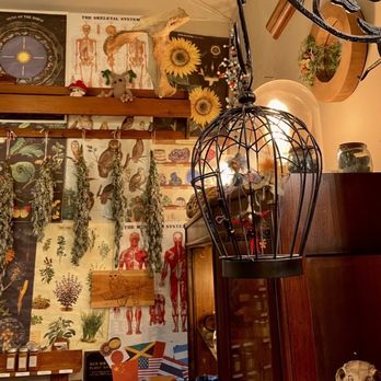 Old Mr Bailiwicks - Sculpture, art, culinary herb blends - Herbal Shops Near Me - Mount Vernon, Ohio