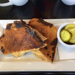 Apple/Gouda grilled cheese, yum yum yummy