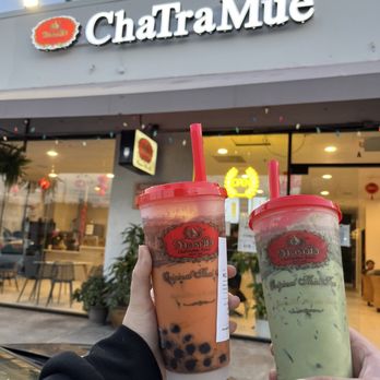 ChaTraMue Original Thai Tea - Left: signature Thai tea 75% with boba. Right: signature milk green tea 100%, no toppings - Bubble Tea Near Me - Los Angeles, California ChaTraMue Original Thai Tea - Left: signature Thai tea 75% with boba. Right: signature milk green tea 100%, no toppings - Bubble Tea Near Me - Los Angeles, California