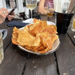 LakeHouse Pub - Pub chips. Awesome!