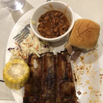 Fat Pig BBQ - Small rib plate plus a side of corn - Barbeque Near Me - Edmonds, Washington Fat Pig BBQ - Small rib plate plus a side of corn - Barbeque Near Me - Edmonds, Washington