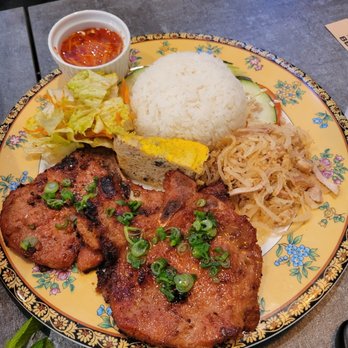 Pho & Beyond - R3 Combination Rice - Cơm Đặc Biệt - Vietnamese Near Me - Las Vegas, Nevada