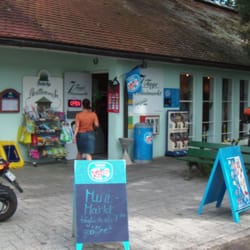 Campingplatz Utting am Ammersee - Unser Minimarkt am Pavillion, ab 7:30 bis 18:00 geöffnet. Täglich frische Brötchen ;)