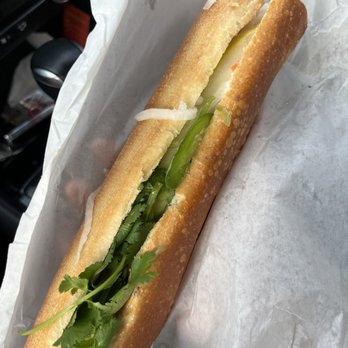 Bánh Mi Cali - Grilled pork Banh Mi - Vietnamese Near Me - Orlando, Florida