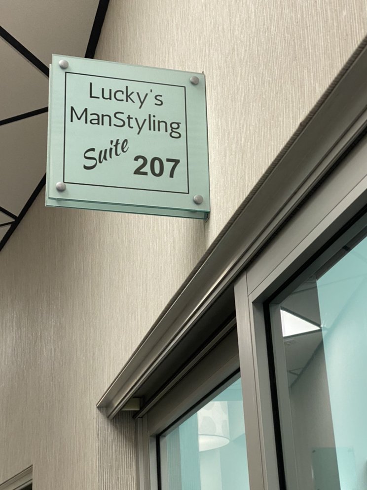 Lucky’s ManStyling Logo
