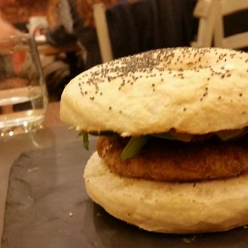 Dondolo - Bagel al tonno piccante - Australian Near Me - Rome, RM
