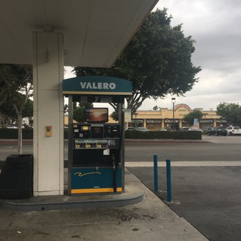 Valero - Gas Stations Near Me - Arcadia, California