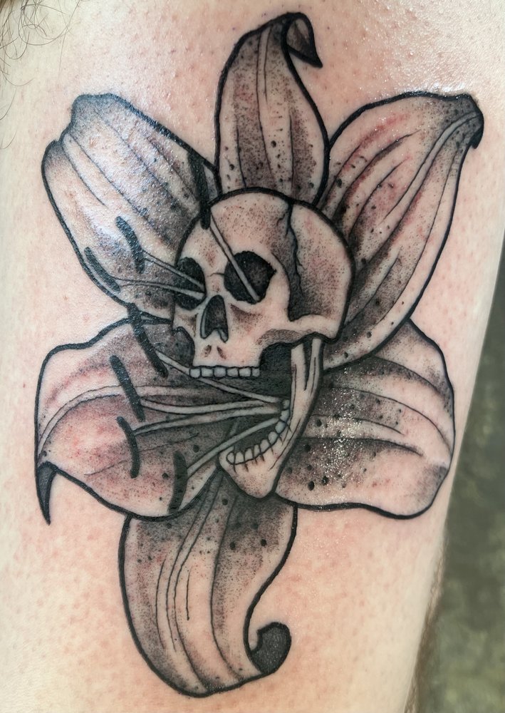 The Tattoo Gallery Logo