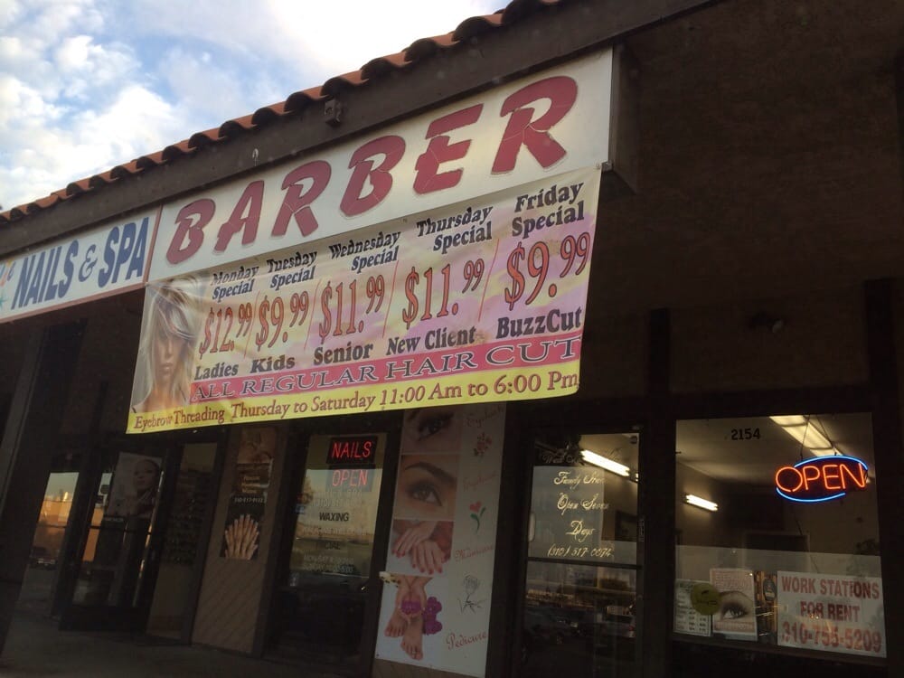 M & R Budget Barbers Logo