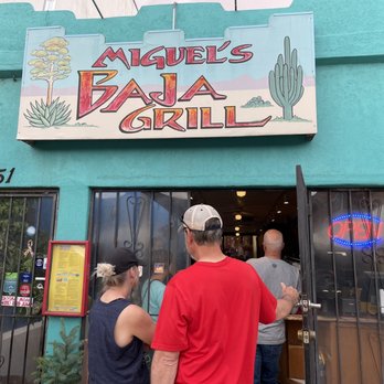 Miguel's Baja Grill - Got there just at the right time...ahead of the dinner crowd. - Mexican Near Me - Moab, Utah