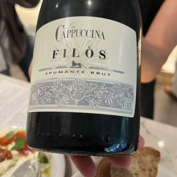 Caviste - Brut - Wine Bars Near Me - Winston Salem, North Carolina