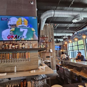 Ankrolab Brewing - TVs for Sports - Breweries Near Me - Naples, Florida Ankrolab Brewing - TVs for Sports - Breweries Near Me - Naples, Florida