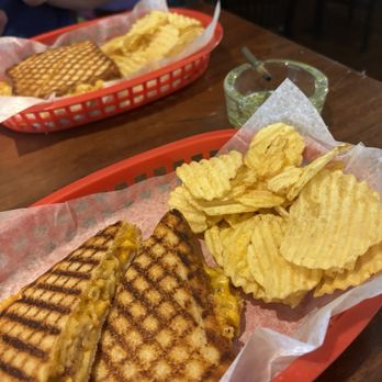 New Amsterdam Café - mac and cheese grilled cheese - Cafes Near Me - Vancouver, British Columbia New Amsterdam Café - mac and cheese grilled cheese - Cafes Near Me - Vancouver, British Columbia