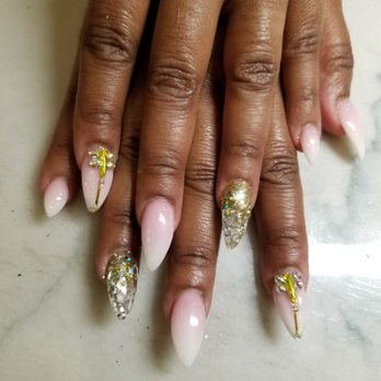 V Spa & Nail Studio - Great work by Gracie.  Thank you for your service.  Beautiful nails. - Day Spas Near Me - Waldorf, Maryland