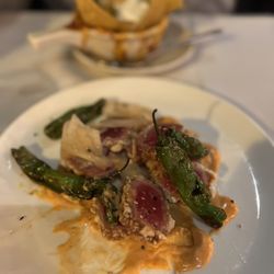 The Goose American Bistro and Bar - Ahi tuna appetizer