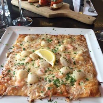 La Piazzetta - Made my own pizza scallops and shrimp - Pizza Near Me - Quebec City, Quebec La Piazzetta - Made my own pizza scallops and shrimp - Pizza Near Me - Quebec City, Quebec