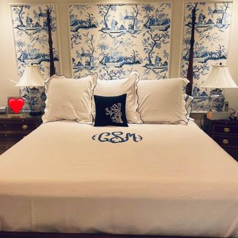 Sunset Cleans - Bed perfect made - Home Cleaning Near Me Sunset Cleans - Bed perfect made - Home Cleaning Near Me