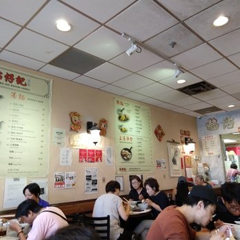 Jim Chai Kee - Inside - Chinese Near Me - Richmond Hill, Ontario Jim Chai Kee - Inside - Chinese Near Me - Richmond Hill, Ontario