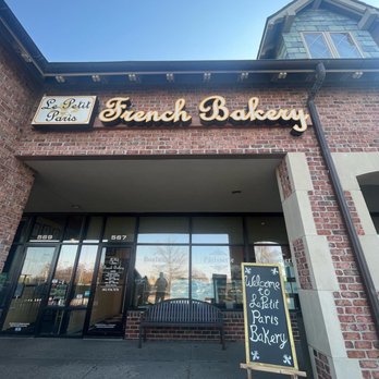Le Petit Paris - French Bakery - building front - Bakeries Near Me - Omaha, Nebraska