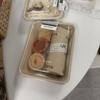 Erewhon Manhattan Beach - Grocery Near Me - Manhattan Beach, California Erewhon Manhattan Beach - Grocery Near Me - Manhattan Beach, California