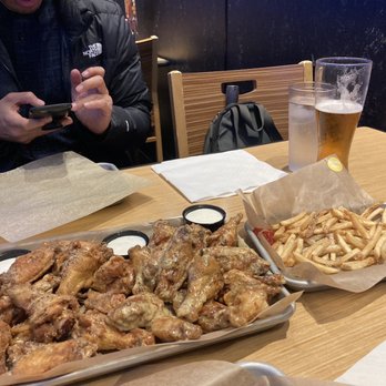 Buffalo Wild Wings - American Near Me - Concord, California Buffalo Wild Wings - American Near Me - Concord, California