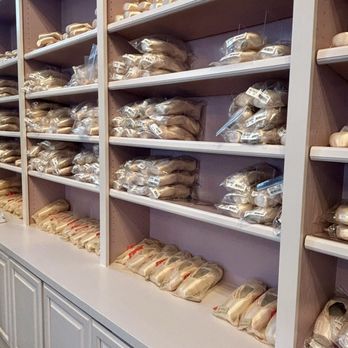 Bourrée Boutique - Dance shoes including a wide selection of pointe shoes - Dance Wear Near Me - San Rafael, California Bourrée Boutique - Dance shoes including a wide selection of pointe shoes - Dance Wear Near Me - San Rafael, California