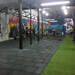 Crossfit Emom - El box en acción!