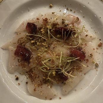 Giovedi - Scallop crudo - Asian Fusion Near Me - Honolulu, Hawaii Giovedi - Scallop crudo - Asian Fusion Near Me - Honolulu, Hawaii