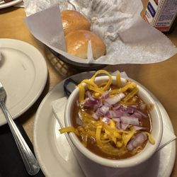 Chili soup, rolls