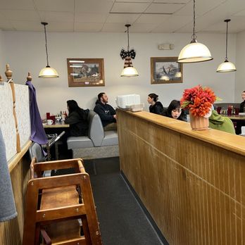 Southside Grill - Right of bar area - American Near Me - Anchorage, Alaska